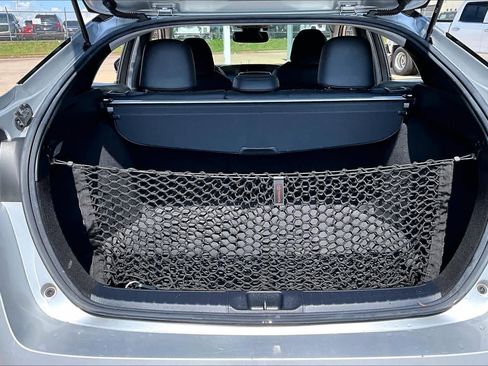 Used 2017 Toyota Prius Four w/ Advanced Technology Package FWD image 31