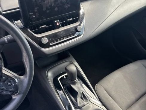Used 2024 Toyota Corolla LE FWD image 8