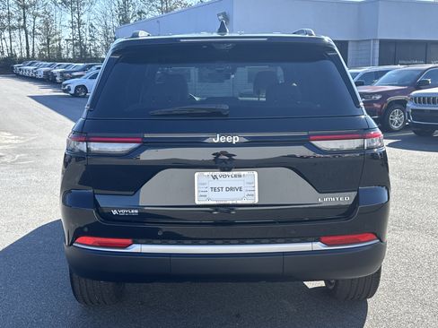 New 2026 Jeep Grand Cherokee Limited w/ Luxury Tech Group II image 4