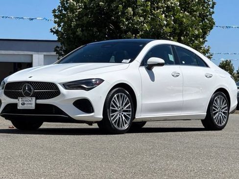 Used 2025 Mercedes-Benz CLA 250 image 8