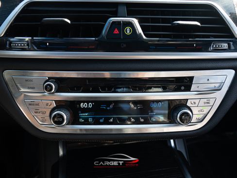 Used 2016 BMW 750i w/ M Sport Package image 34