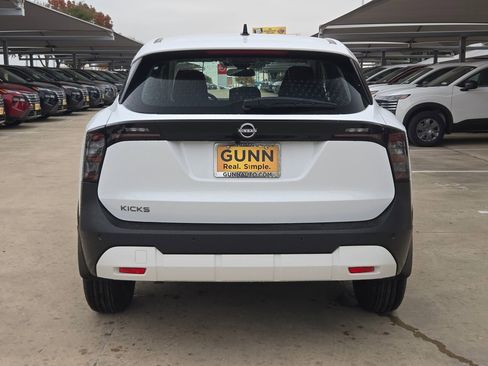 New 2026 Nissan Kicks S image 4