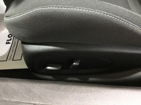 Used 2023 Chevrolet Camaro LT image 25