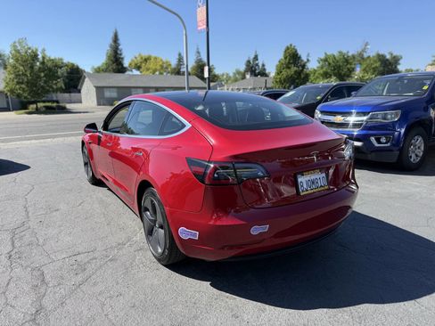 Used 2019 Tesla Model 3 Mid Range RWD image 4