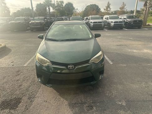 Used 2014 Toyota Corolla LE image 2