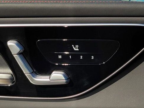 Used 2025 Mercedes-Benz GLC 43 AMG 4MATIC image 26