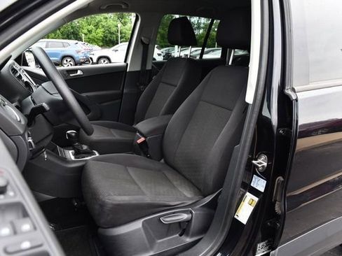 Used 2017 Volkswagen Tiguan S AWD/4WD image 15
