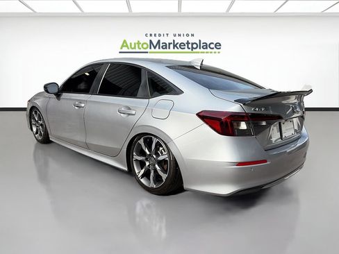 Used 2025 Honda Civic Sport image 5