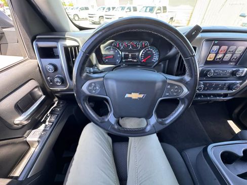 Used 2019 Chevrolet Silverado 1500 LT AWD/4WD image 32