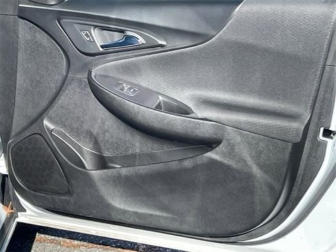 Used 2023 Chevrolet Malibu LT image 15