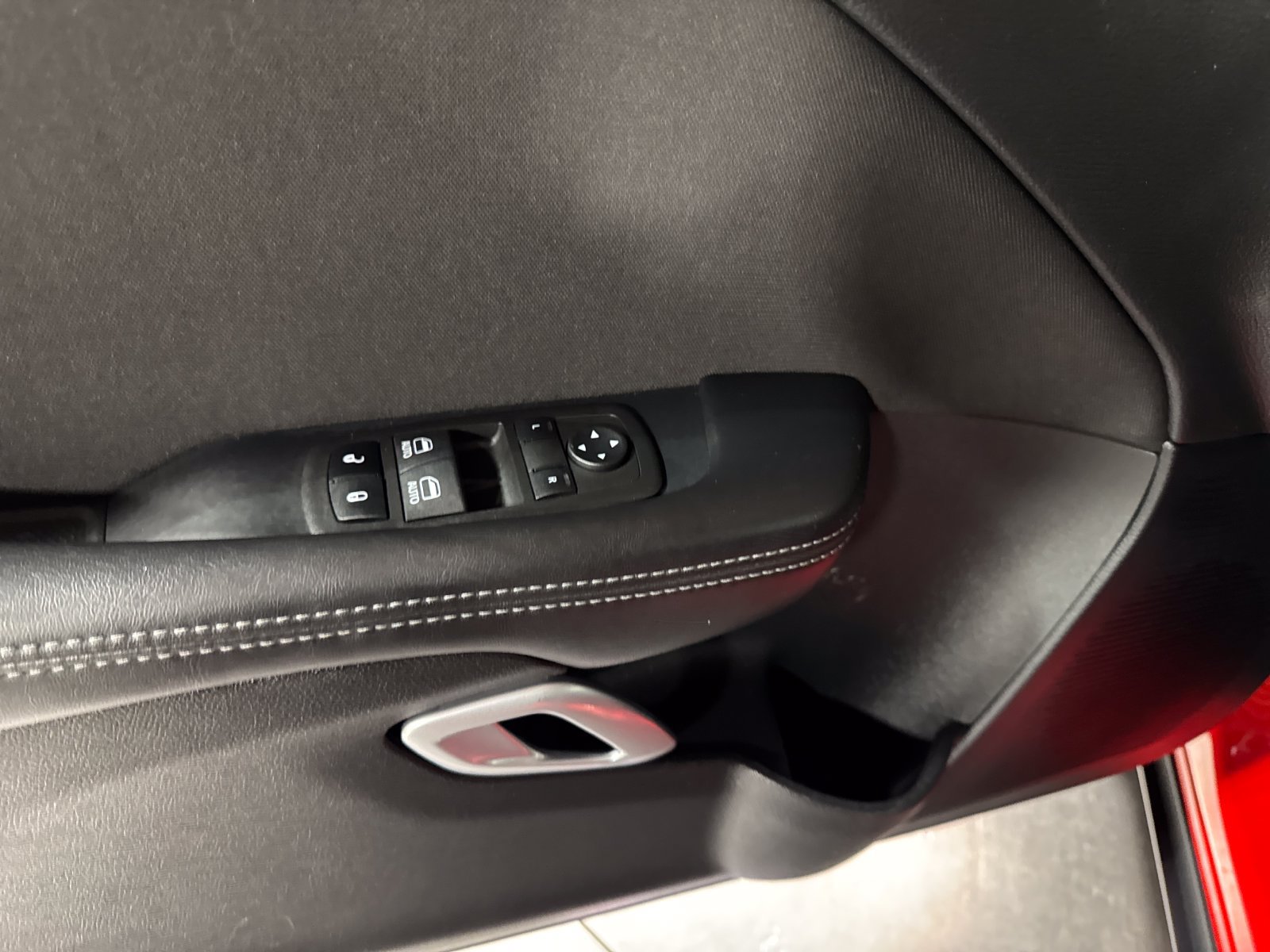 Used 2022 Dodge Challenger GT AWD/4WD image 16