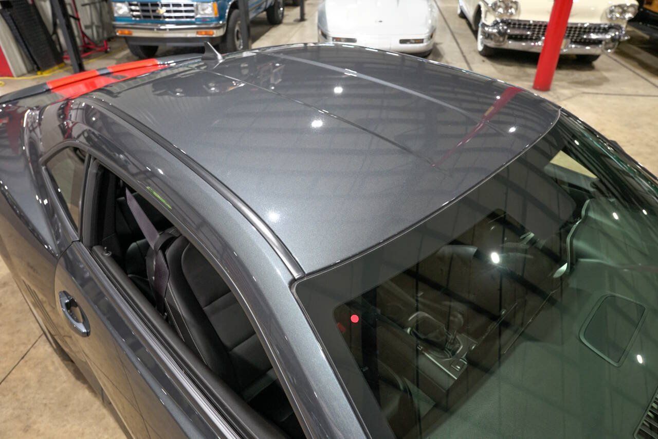Used 2010 Chevrolet Camaro SS RWD image 19