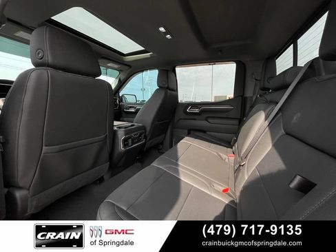 Used 2024 GMC Sierra 1500 SLT w/ SLT Premium Plus Package AWD/4WD image 28