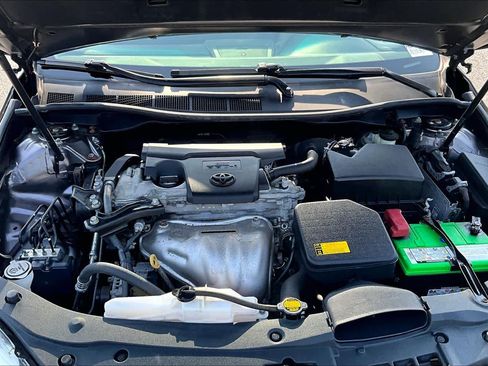 Used 2015 Toyota Camry LE FWD image 31