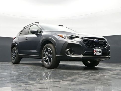 Used 2024 Subaru Crosstrek 2.0i Premium image 23