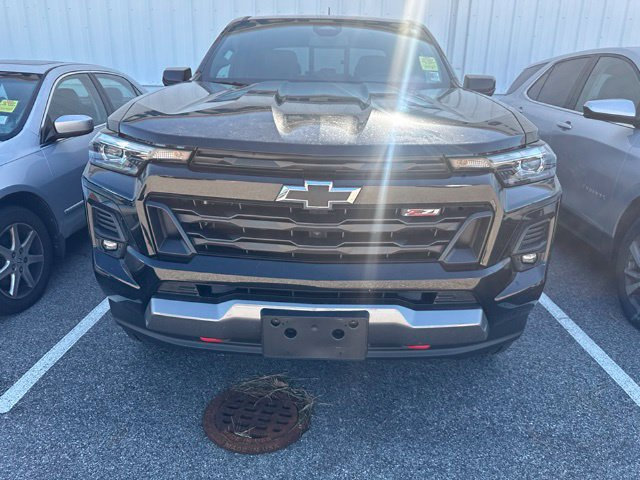 Certified 2023 Chevrolet Colorado Z71 w/ Z71 Convenience Package 2 AWD/4WD image 6