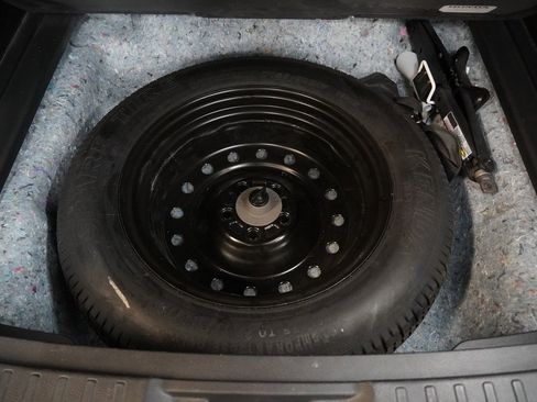 Used 2023 Honda CR-V EX-L image 12