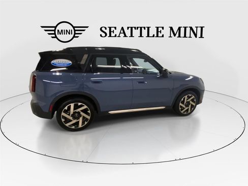 Certified 2025 MINI Cooper Countryman S w/ Comfort Package Max image 12