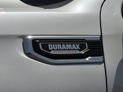 Used 2022 GMC Sierra 1500 SLT w/ SLT Premium Plus Package AWD/4WD image 34