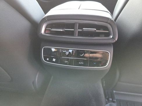 Used 2021 Genesis G80 2.5T w/ Prestige Package image 17