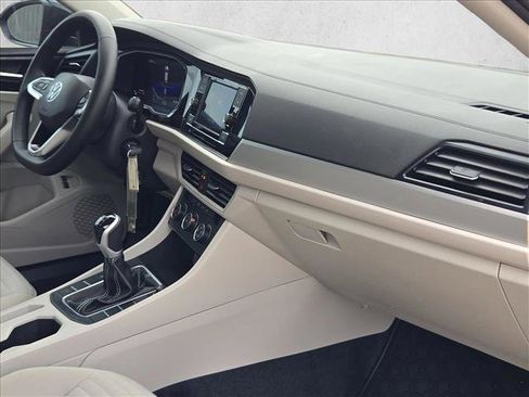 Used 2024 Volkswagen Jetta S image 19