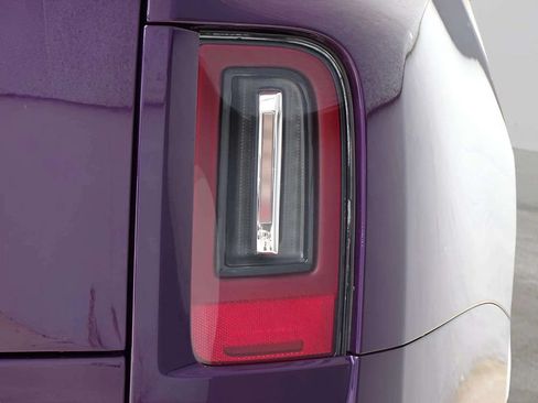 Used 2025 Rolls-Royce Cullinan AWD/4WD image 23