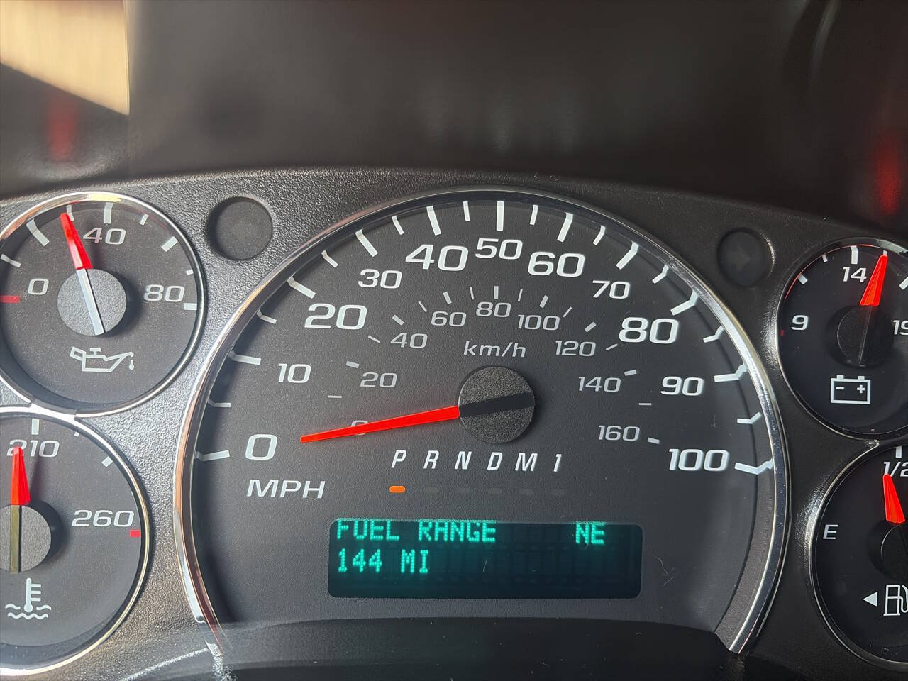 Used 2020 Chevrolet Express 2500 Extended w/ Enhanced Convenience Package RWD image 12