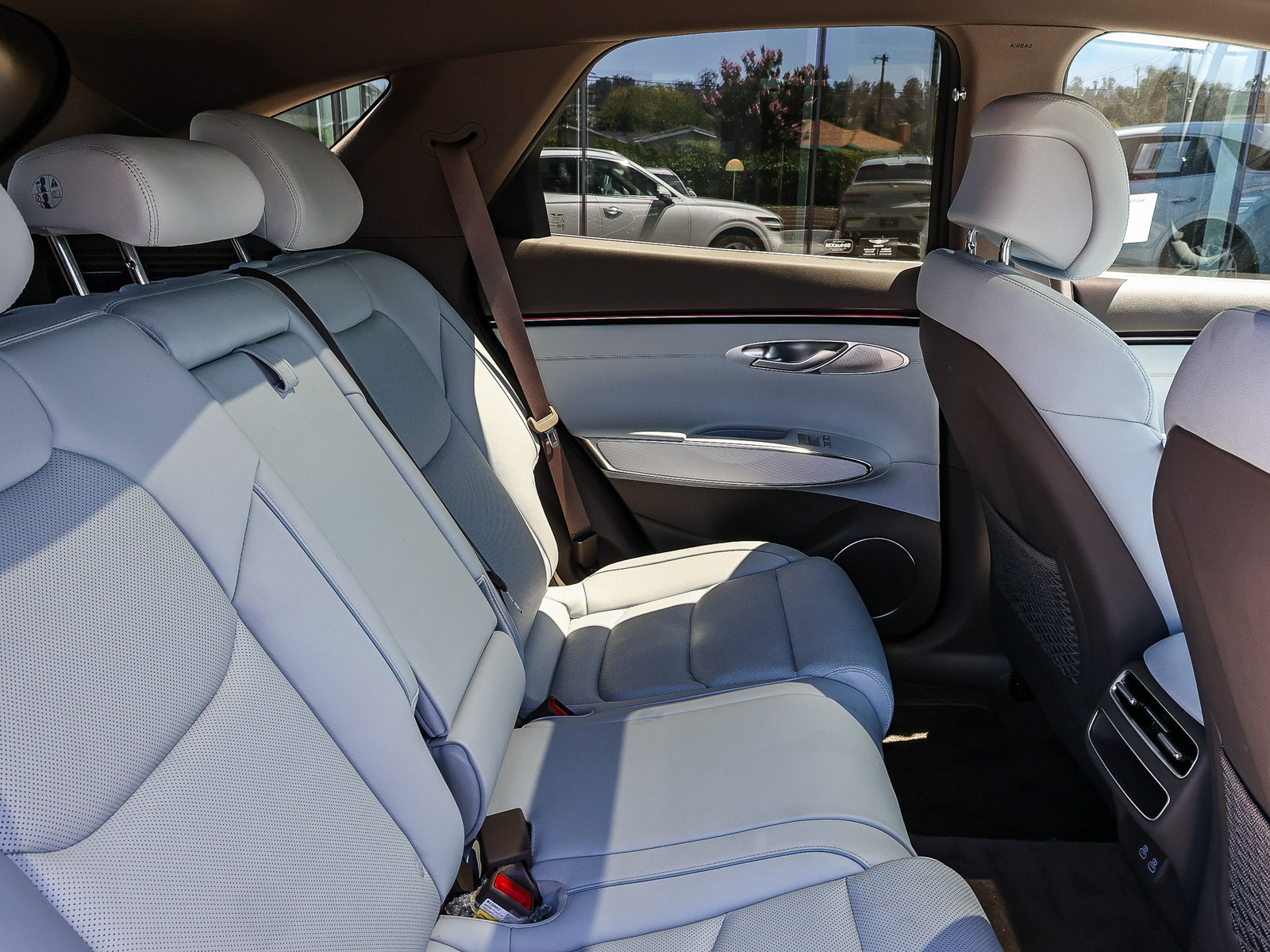 Used 2026 Genesis GV70 2.5T Advanced AWD/4WD image 18