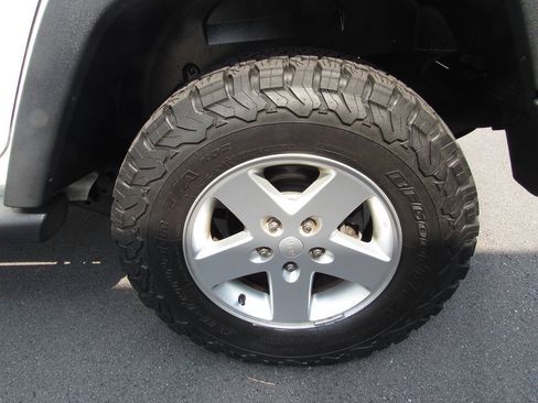 Used 2014 Jeep Wrangler Unlimited Sport w/ Quick Order Package 24S AWD/4WD image 14
