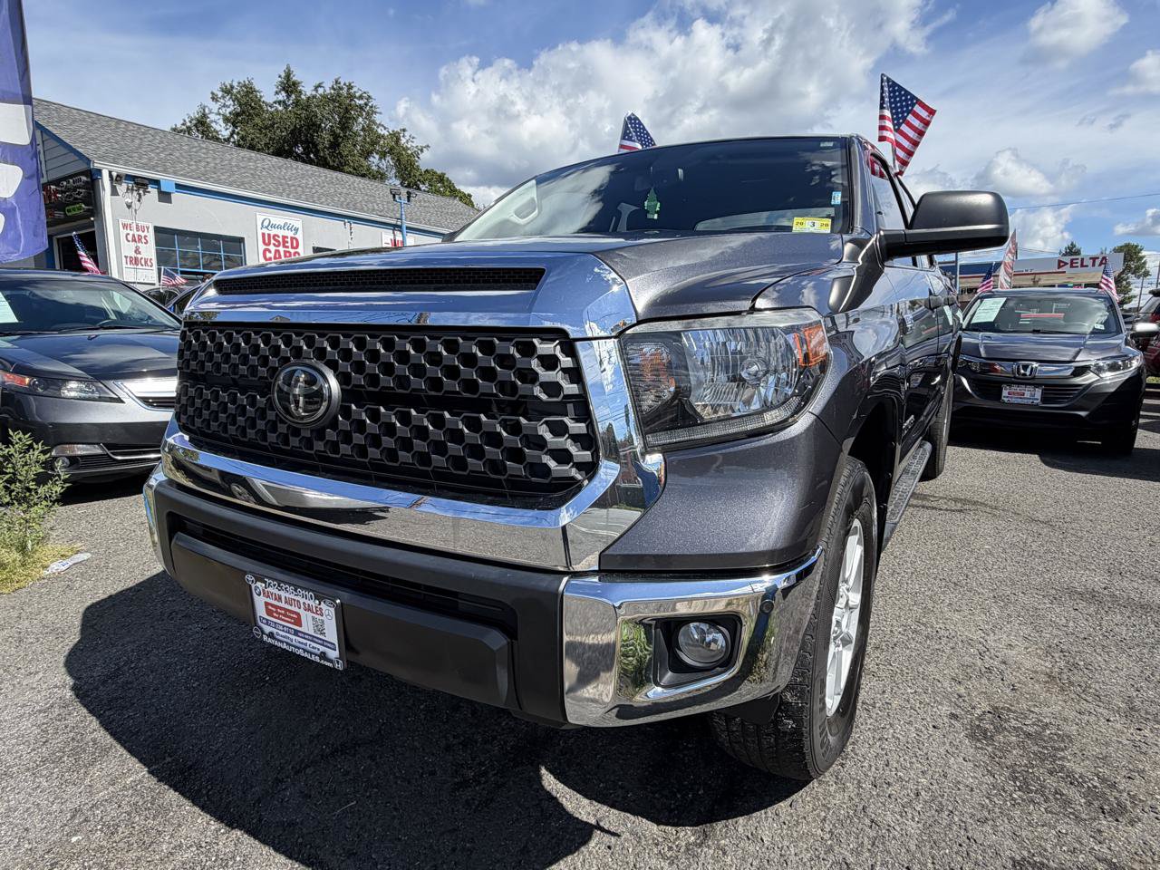 Used 2021 Toyota Tundra SR5 AWD/4WD image 3