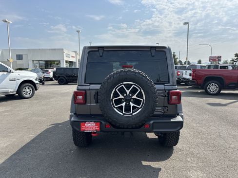 New 2025 Jeep Wrangler Unlimited Rubicon image 4