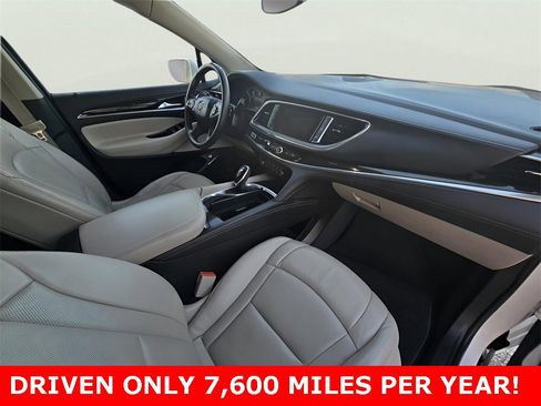 Used 2018 Buick Enclave Premium image 60