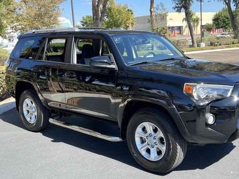 Used 2014 Toyota 4Runner SR5 image 47