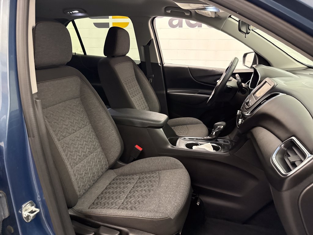 Used 2024 Chevrolet Equinox LT w/ LPO, Floor Liner Package AWD/4WD image 27