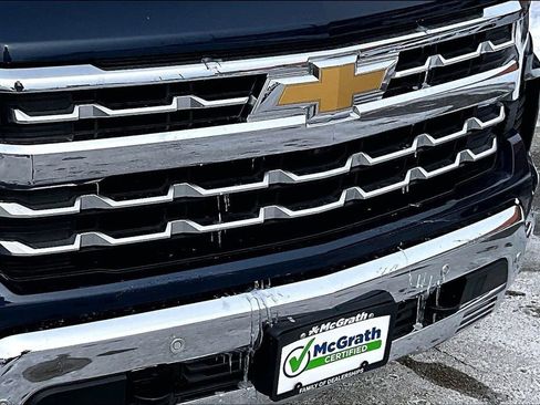 Used 2022 Chevrolet Silverado 1500 LTZ w/ LTZ Convenience Package II image 33