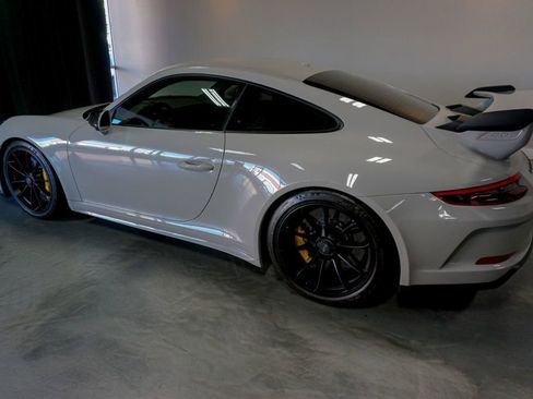 Used 2018 Porsche 911 GT3 image 6