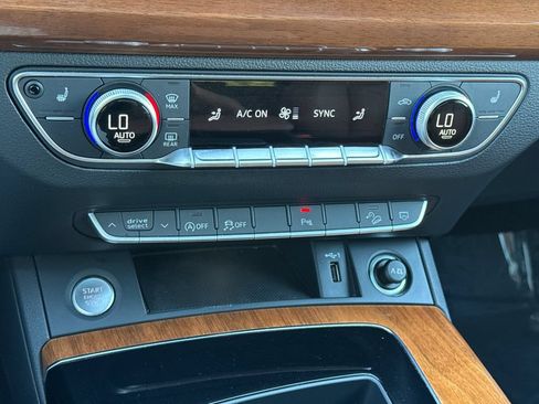 Certified 2023 Audi Q5 2.0T Premium w/ Convenience Package AWD/4WD image 26