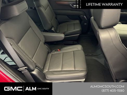 New 2026 GMC Yukon Denali w/ Sun & Power Step Package AWD/4WD image 17