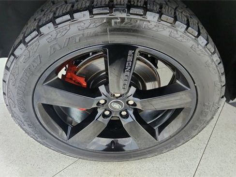 Used 2022 Land Rover Defender 90 X image 53