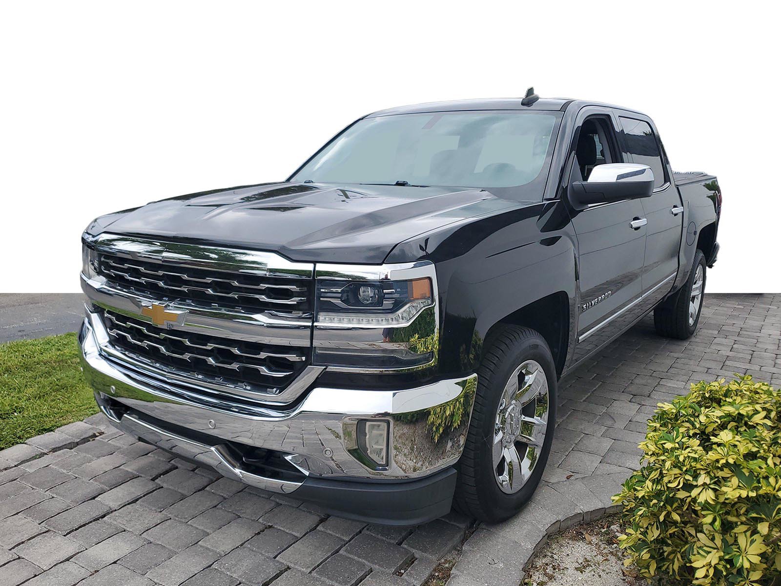 Used 2018 Chevrolet Silverado 1500 LTZ w/ Sport Package RWD image 3