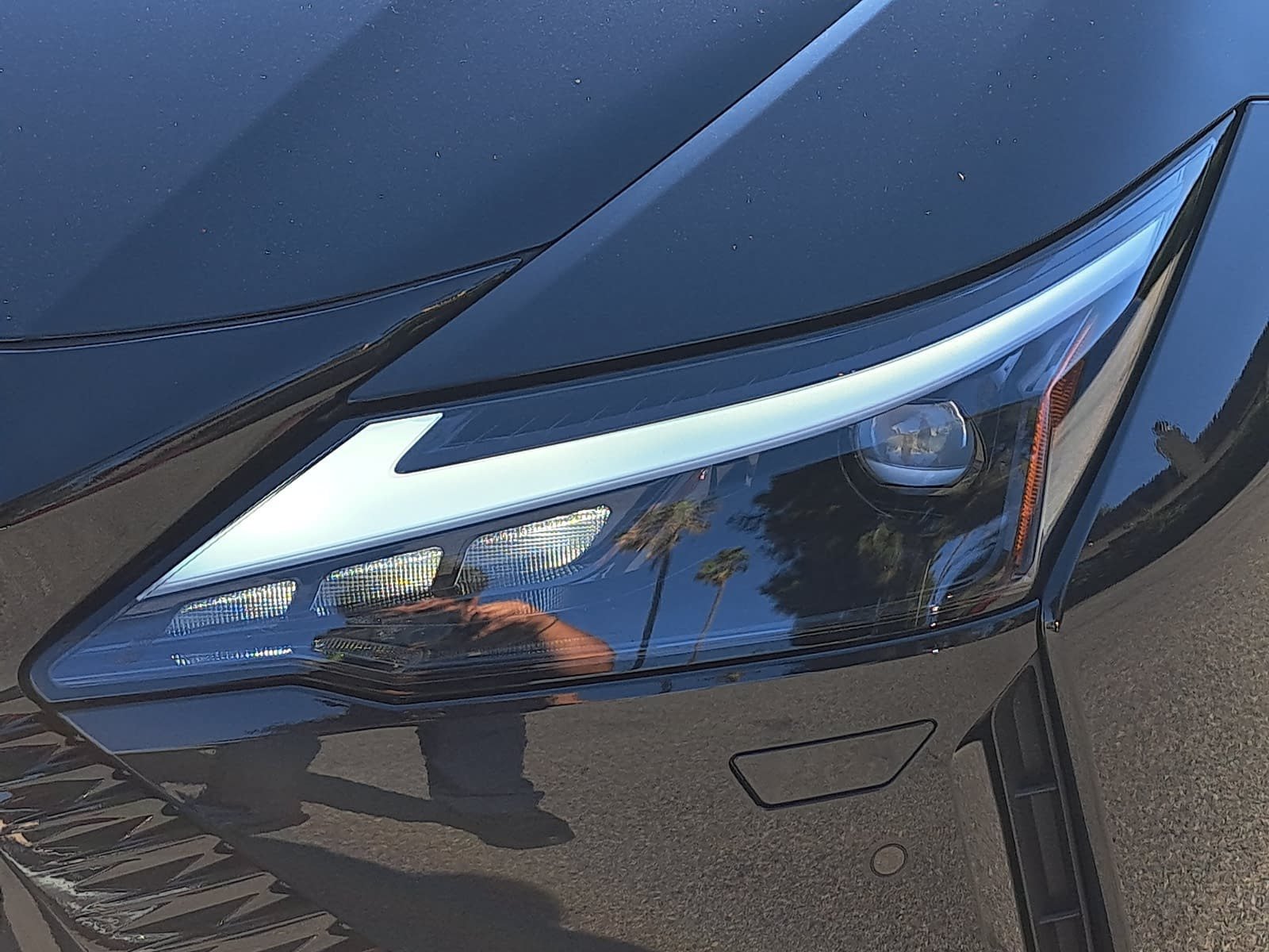 Used 2023 Lexus RZ 450e Premium w/ Technology Package AWD/4WD image 35