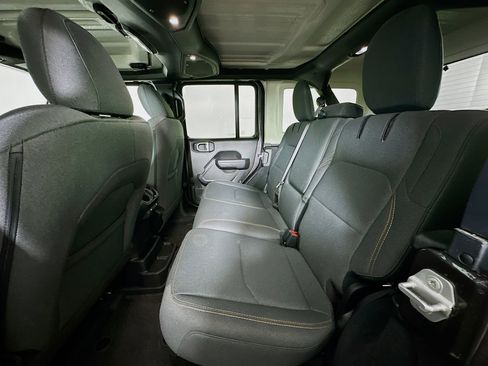 Used 2024 Jeep Wrangler Sport S AWD/4WD image 26