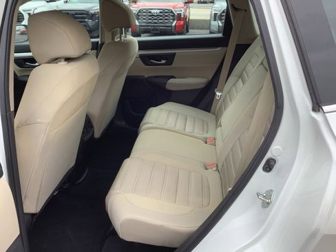 Used 2017 Honda CR-V LX image 10