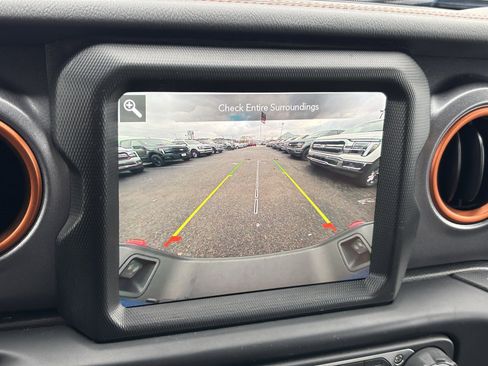 Used 2022 Jeep Gladiator Mojave w/ LED Lighting Group image 7