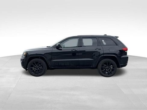 Used 2020 Jeep Grand Cherokee Altitude image 8