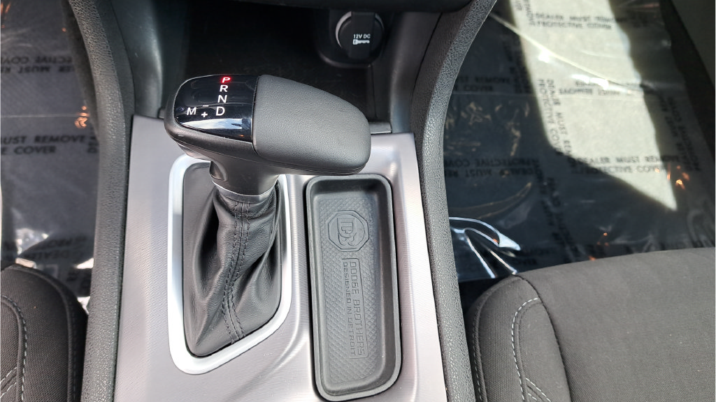 Used 2023 Dodge Charger SXT w/ Cold Weather Package RWD image 21