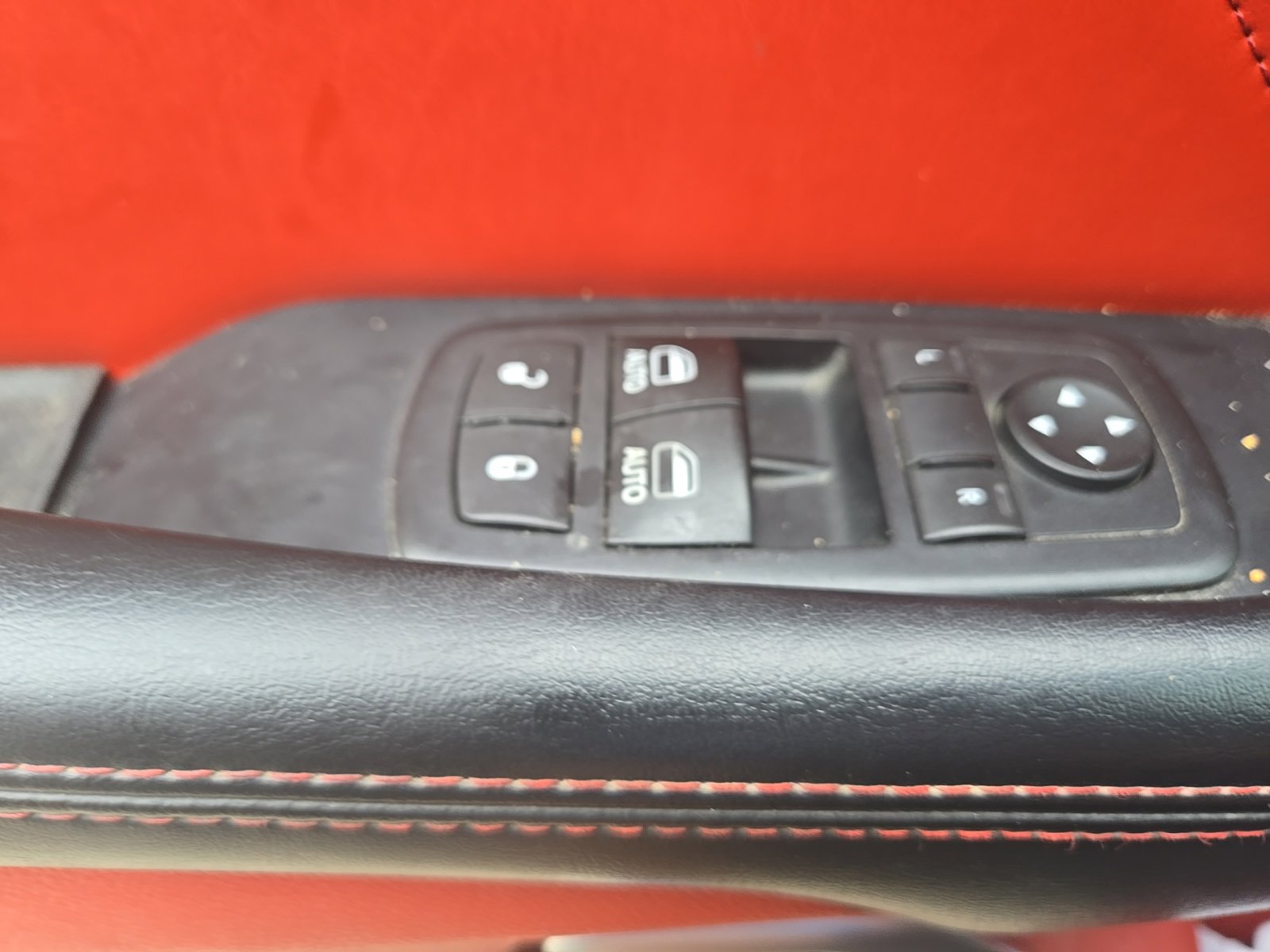 Used 2016 Dodge Challenger SXT Plus RWD image 16