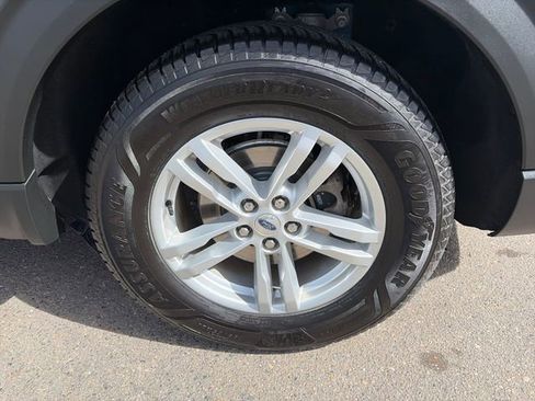 Used 2022 Ford Explorer 4WD image 15