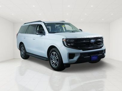 Used 2025 Ford Expedition Active