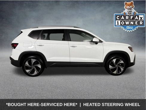 Used 2025 Volkswagen Taos SE image 10